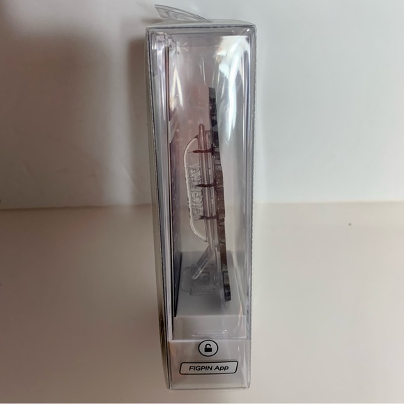 NWT. Disney Mickey Mouse FiGPiN collectible pin
Mickey wears a tux - Picture 4 of 6